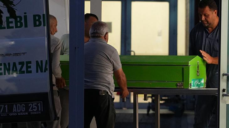 Kırıkkale’de kan donduran vahşet! Babasını öldürüp parçalara ayırdı Img