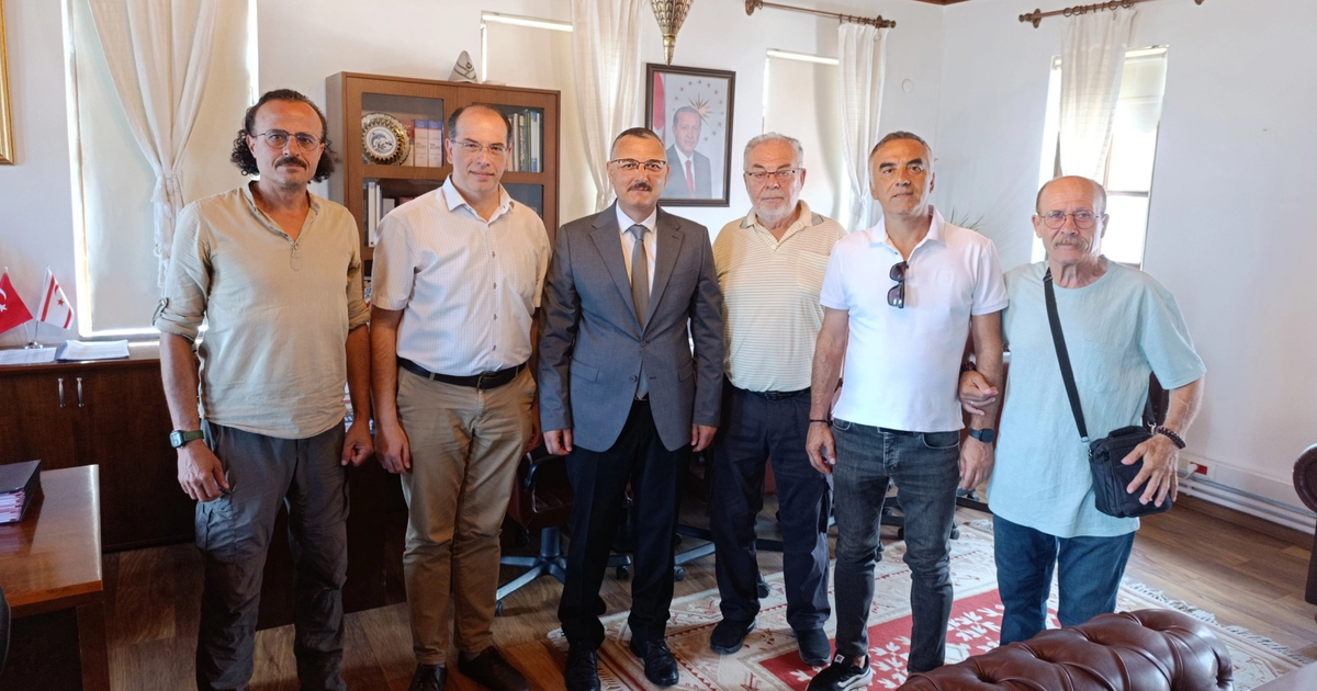 Mudanyaya atanan yeni kaymakam enver yilmaz goreve basladi w7Bw4qDj